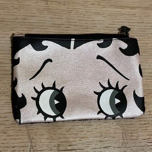 Ipsy Betty Boop Makeup Bag - Picture 1 of 7